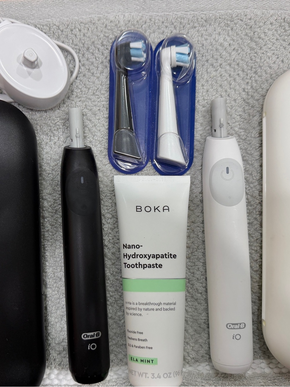 Oral-B iO  Series 2 Electric Toothbrush Set with Boka Toothpaste